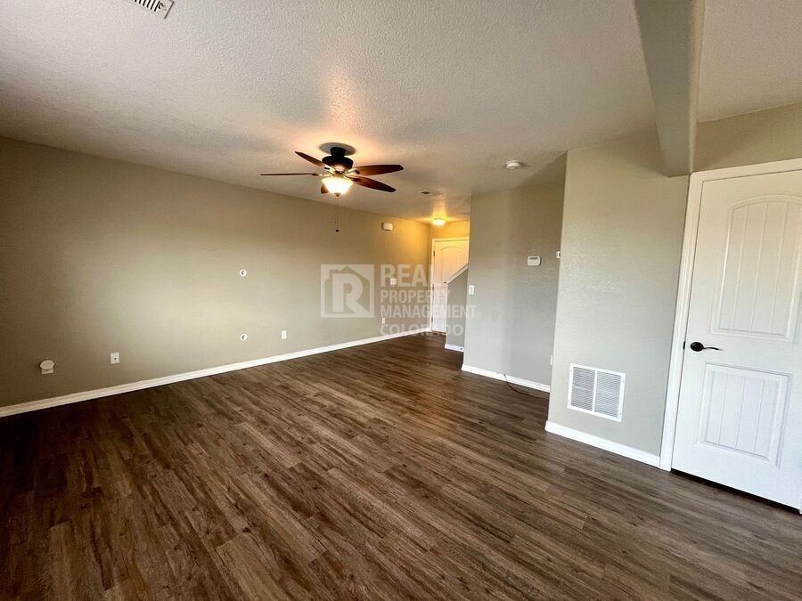 3857 Tahoe Forest Ln - Photo 4 of 23