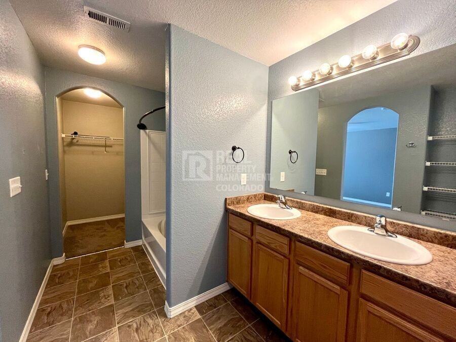 3857 Tahoe Forest Ln - Photo 7 of 23