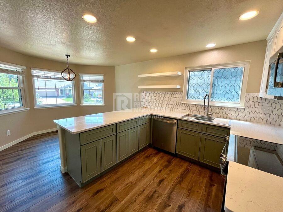 6296 Grand Mesa Dr - Photo 4 of 22