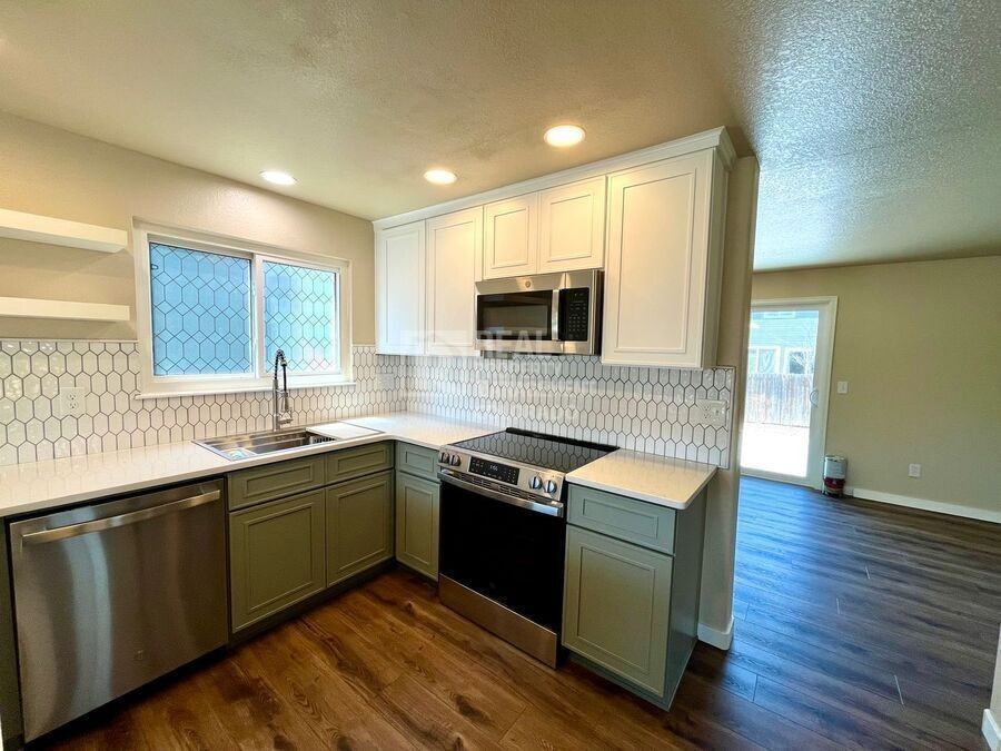 6296 Grand Mesa Dr - Photo 6 of 22