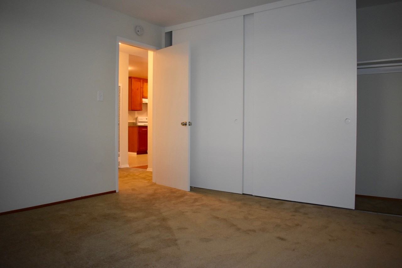 2232 San Jose Ave #B - Photo 6 of 9