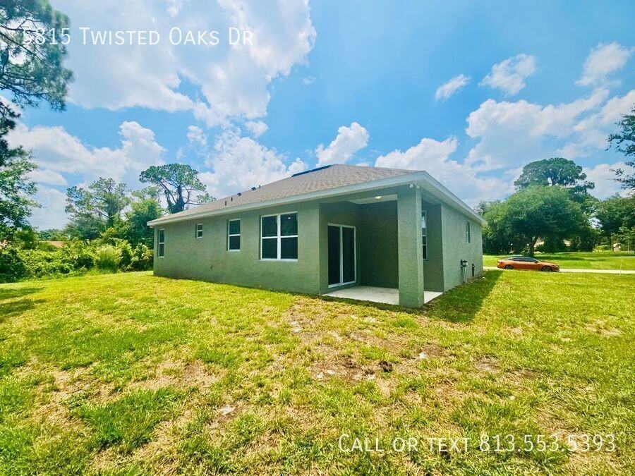 5815 Twisted Oaks Dr - Photo 6 of 50