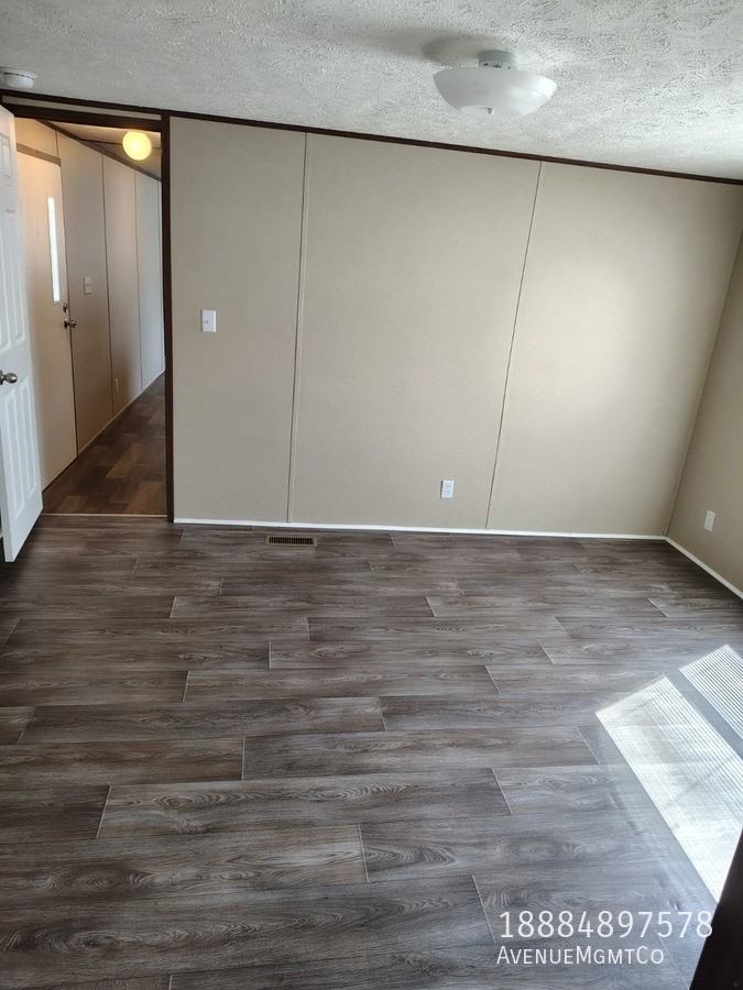 226 Old Tavern Ln #226 - Photo 4 of 20