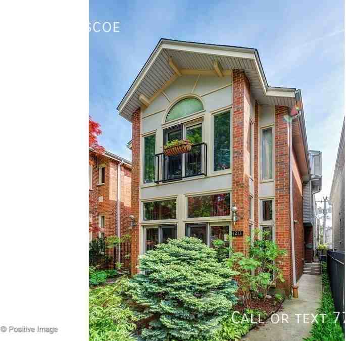 1213 W Roscoe St