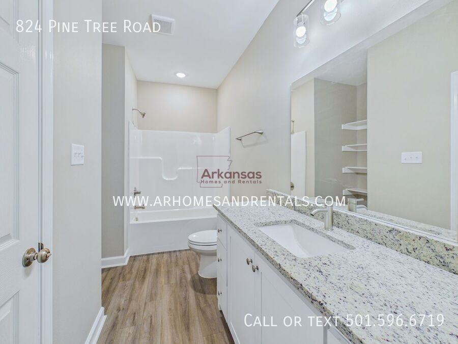 824 Pine Tree Rd - Photo 6 of 15