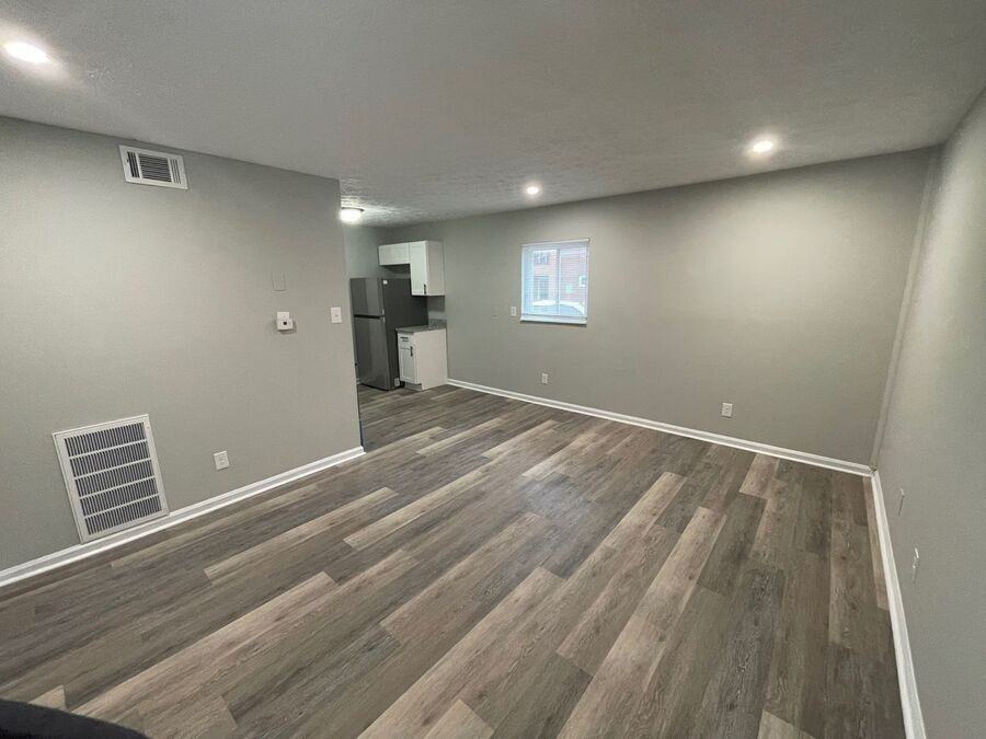 2069 Fontaine Rd - Photo 4 of 19