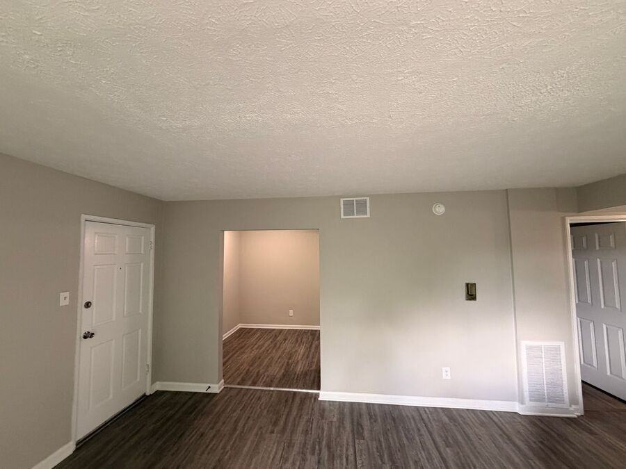 2066 Fairmont Ct #6 - Photo 2 of 10