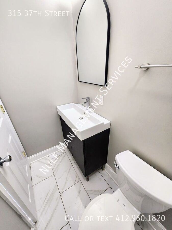 315 37th St - Photo 3 of 11