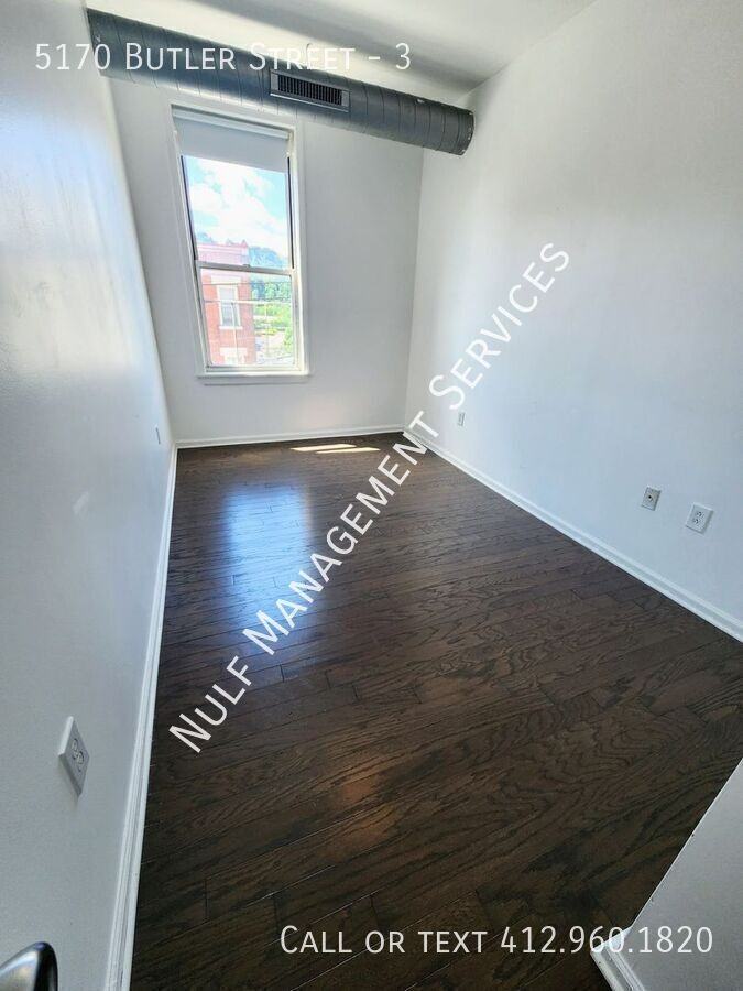 5170 Butler St #3 - Photo 4 of 9