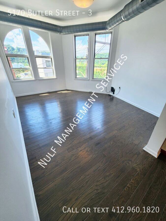 5170 Butler St #3 - Photo 6 of 9