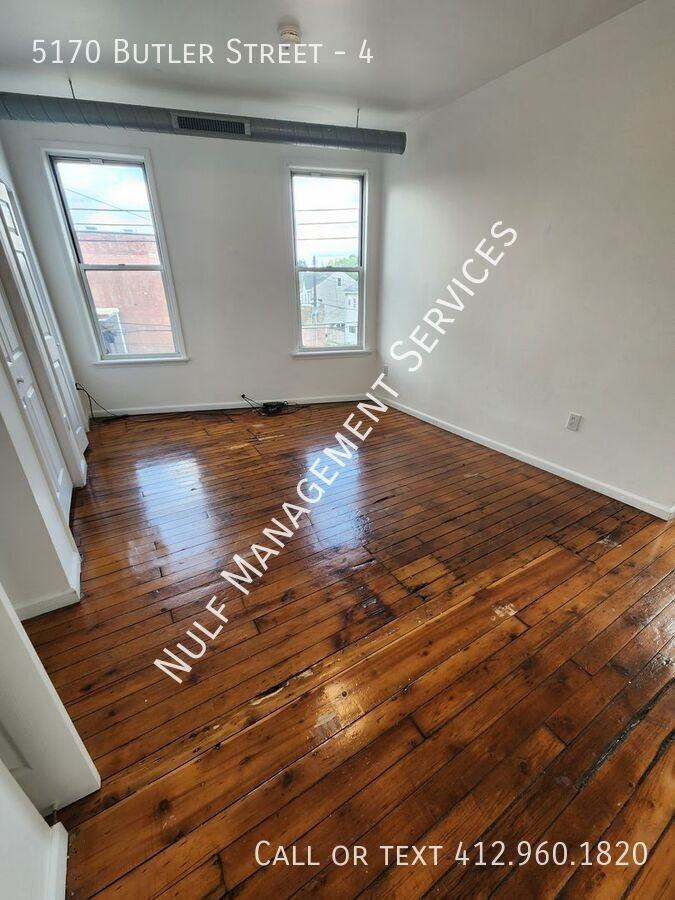 5170 Butler St #4 - Photo 6 of 8