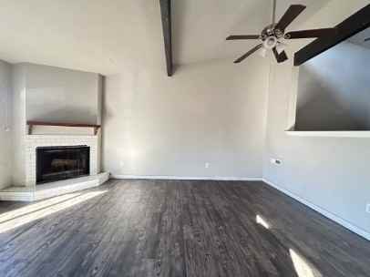 970 North Lewis Avenue - Photo 4 of 12
