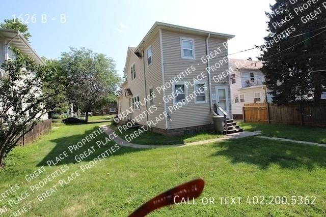 1626 B St #B - Photo 2 of 3