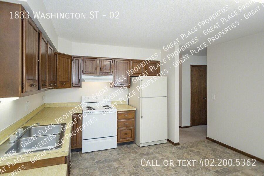 1833 Washington St #02 - Photo 6 of 22