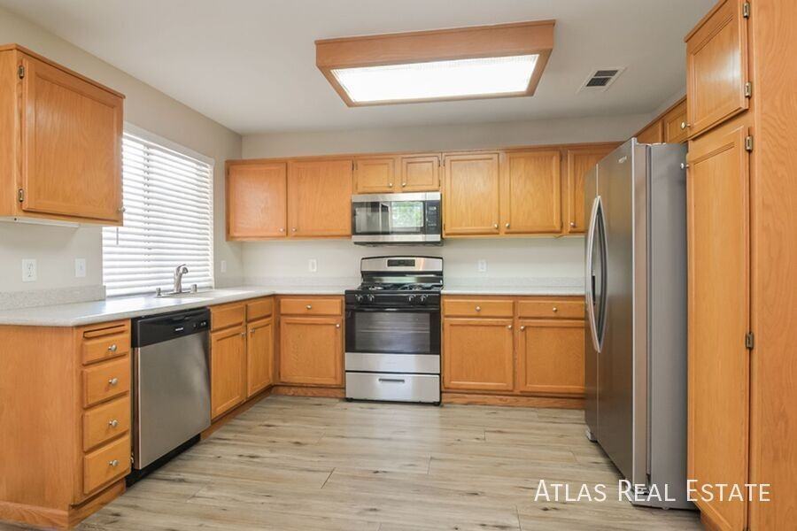 6111 Flowering Plum Ave - Photo 6 of 20