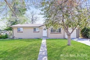 604 S Quentin St - Photo 1 of 1