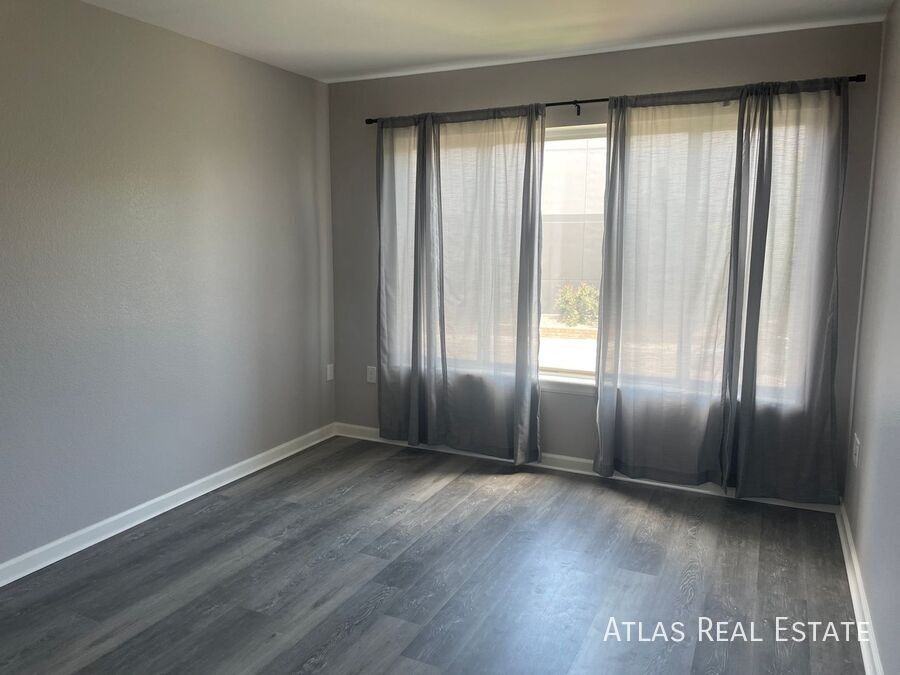 4747 S Balsam Way - Photo 6 of 12