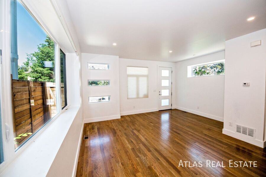 2156 S Sherman St - Photo 5 of 37