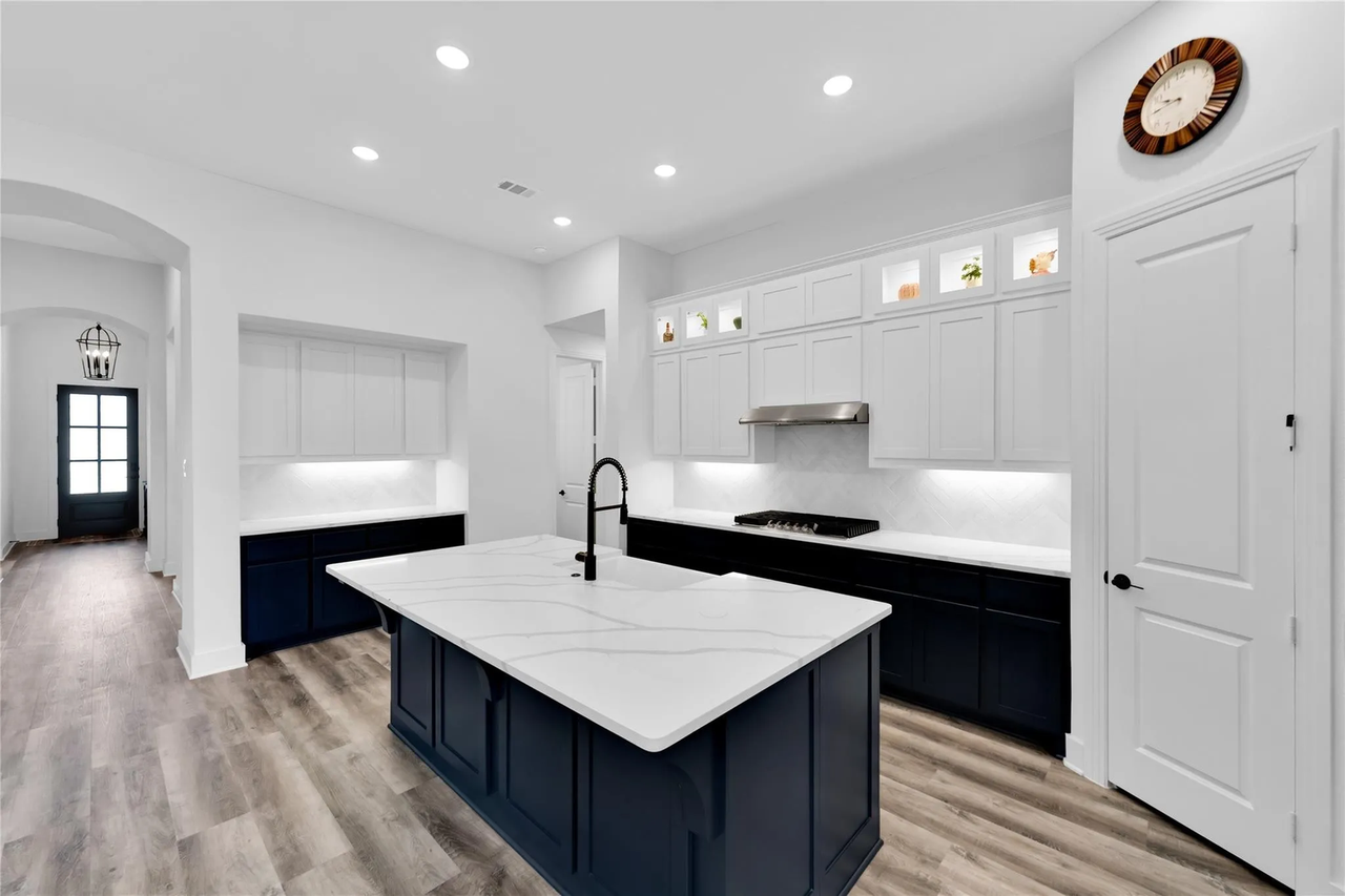 6720 Stags Run - Photo 6 of 22