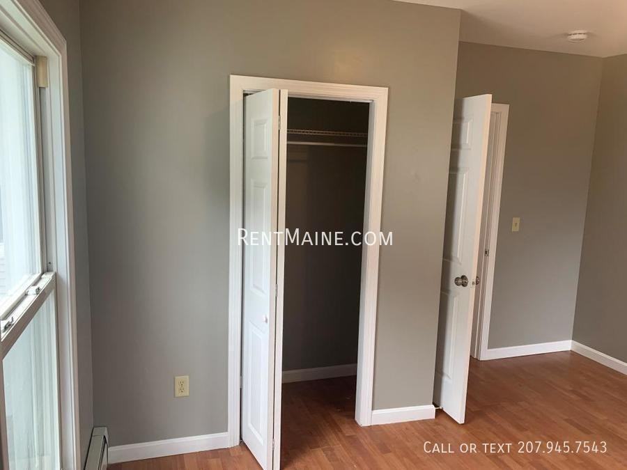 380 Hammond St #3 - Photo 6 of 10