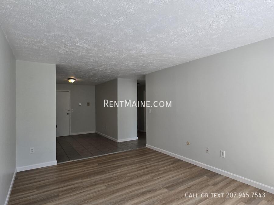 10 Tall Pines Dr #11 - Photo 5 of 9