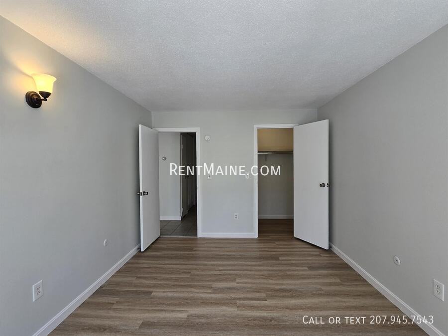 10 Tall Pines Dr #11 - Photo 7 of 9