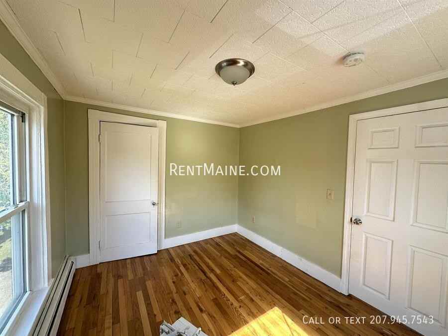 233 Parkview Ave #2 - Photo 5 of 8