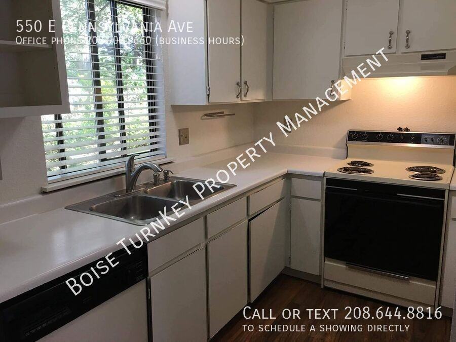 550 E Pennsylvania St - Photo 2 of 23