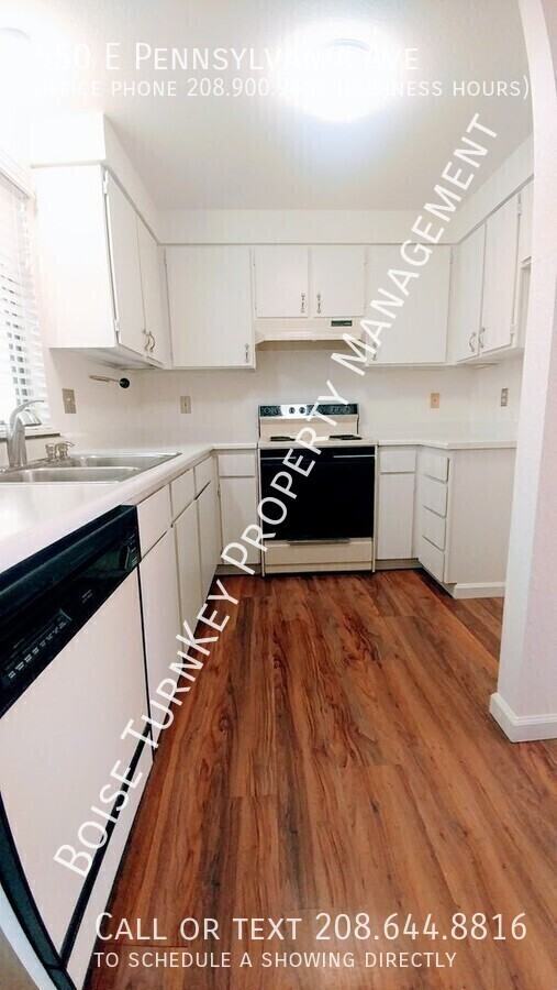 550 E Pennsylvania St - Photo 3 of 23