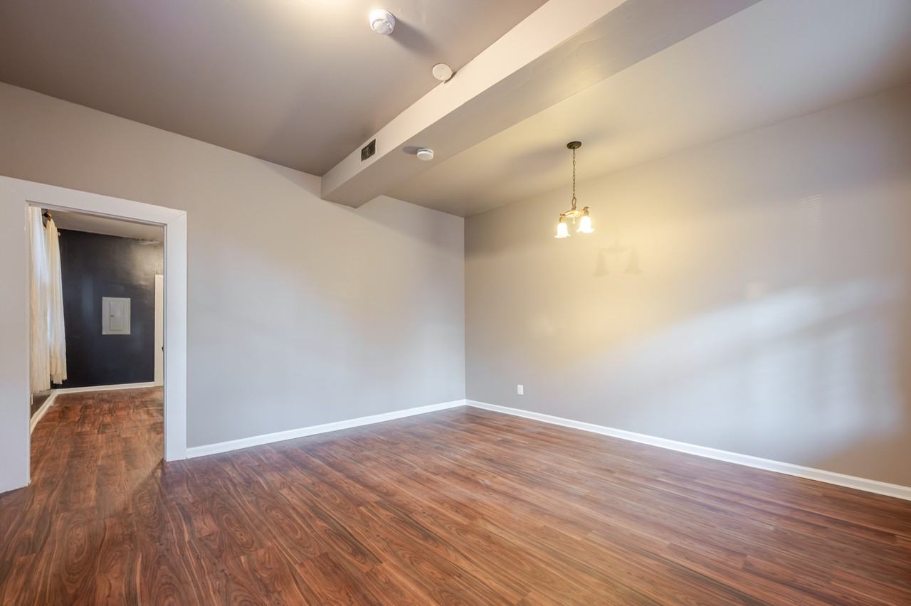 1319 U St Se - Photo 4 of 25