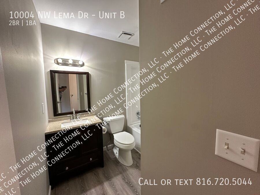 10004 Nw Lema Dr #B - Photo 4 of 16