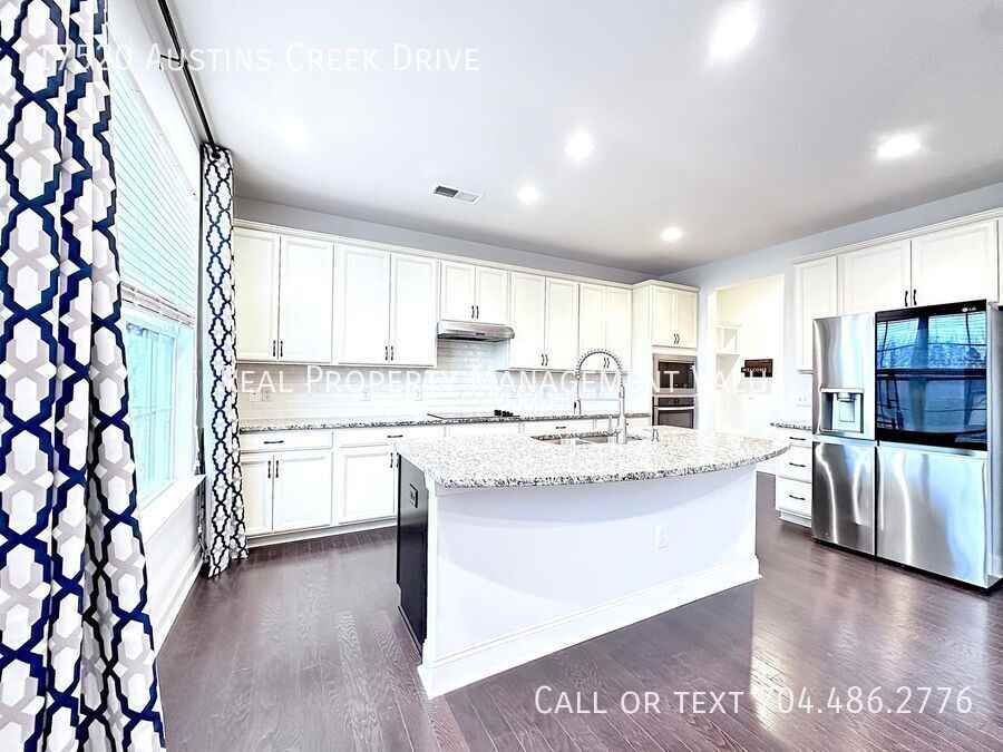 17520 Austins Creek Dr - Photo 7 of 32