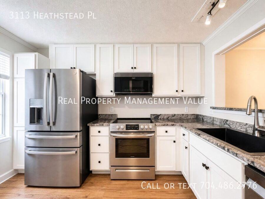 3113 Heathstead Pl - Photo 3 of 20