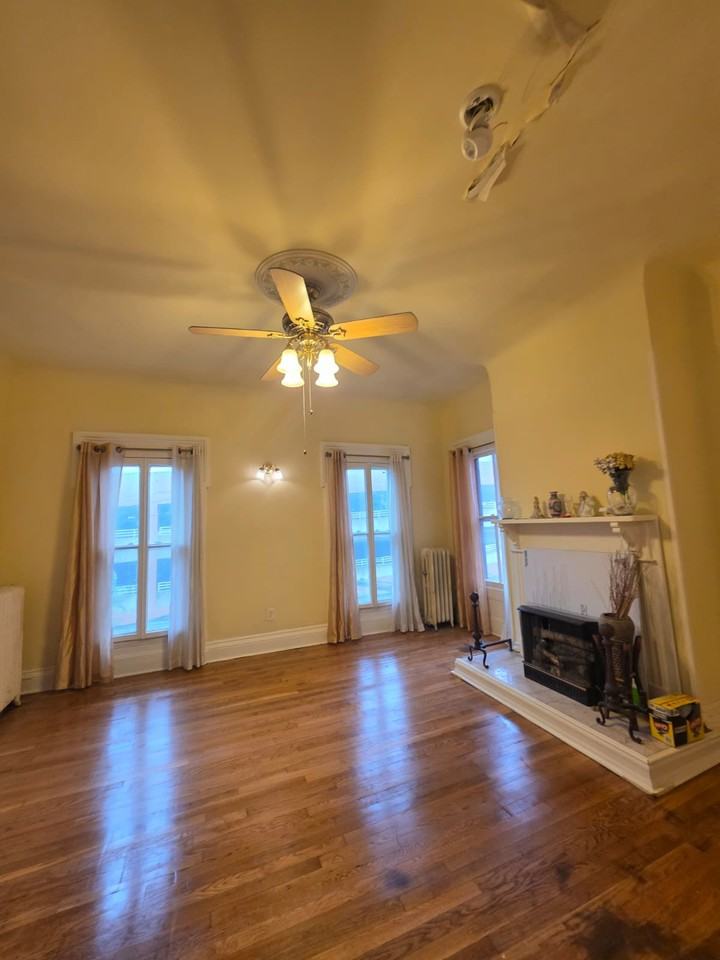 64 Hudson St #2 - Photo 3 of 10