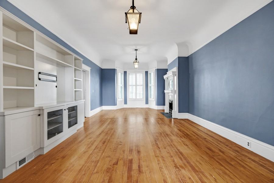 624 Parnassus Ave - Photo 3 of 32