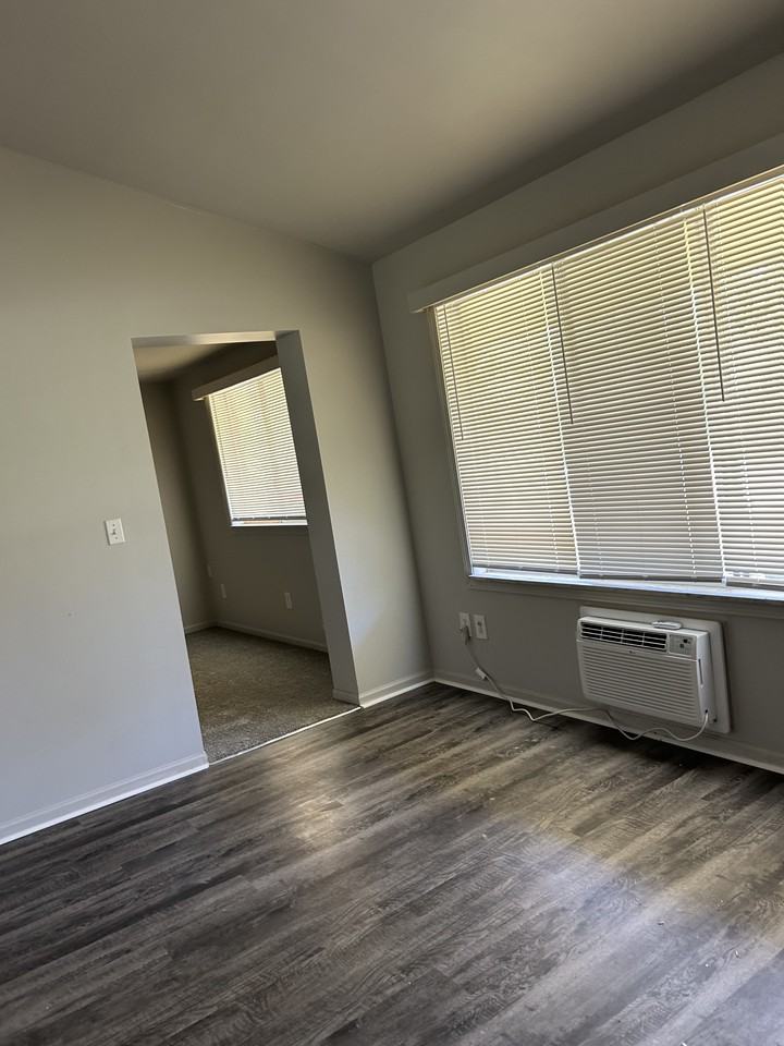 Brookside Dr #9219 - Photo 2 of 9