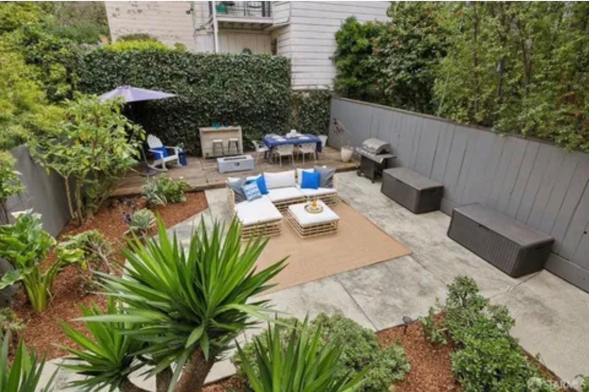 2918 Van Ness Ave #1 - Photo 2 of 24