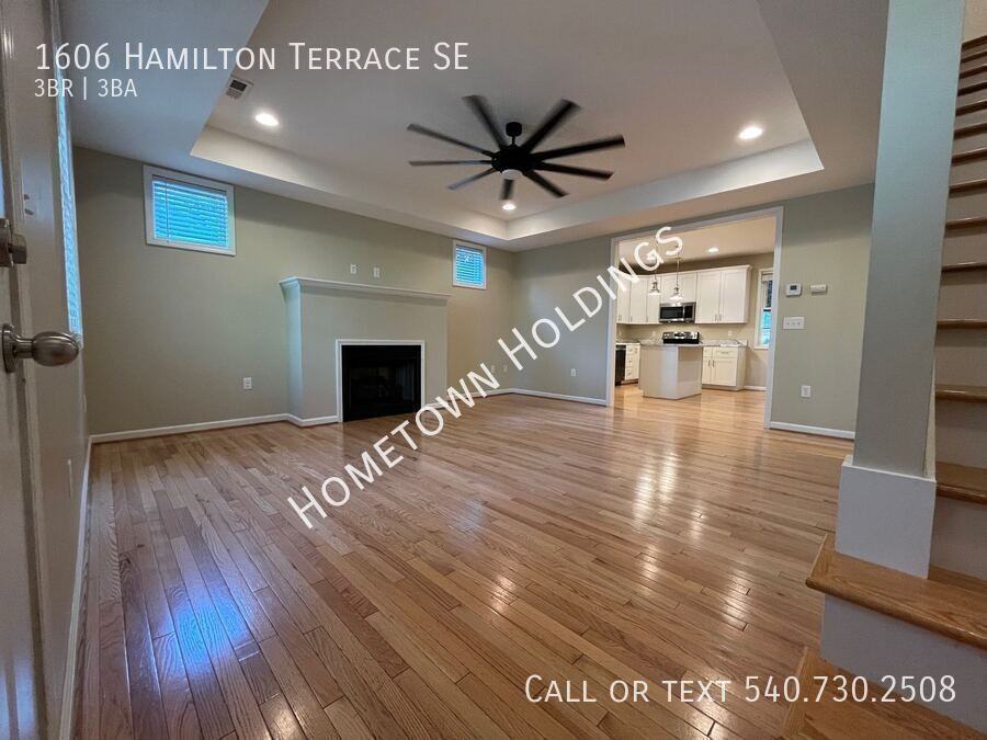 1606 Hamilton Ter Se - Photo 4 of 16