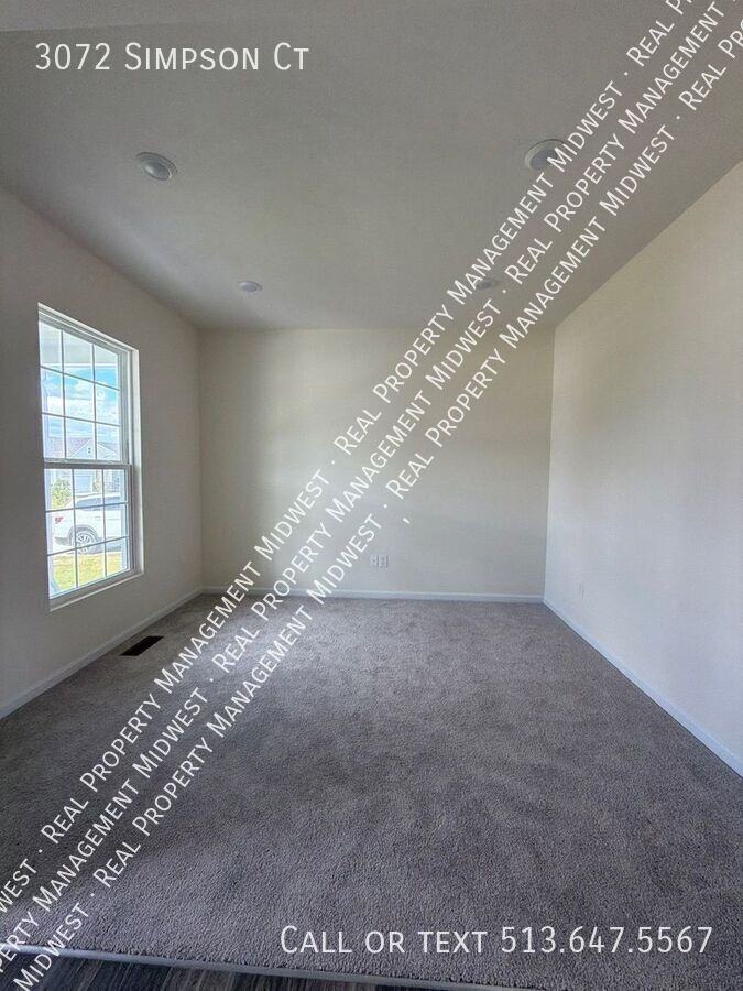 3072 Simpson Ct - Photo 4 of 39
