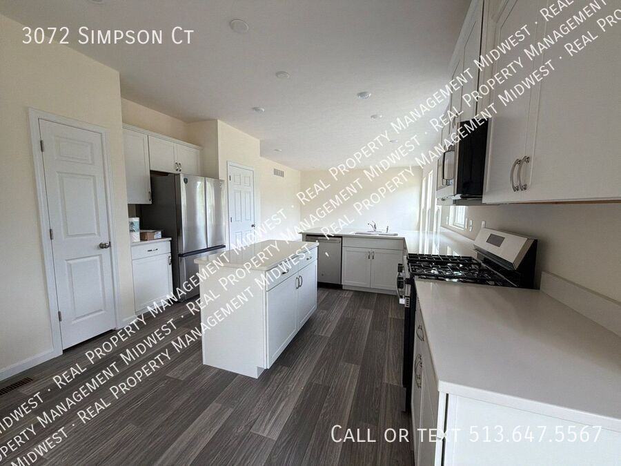 3072 Simpson Ct - Photo 7 of 39