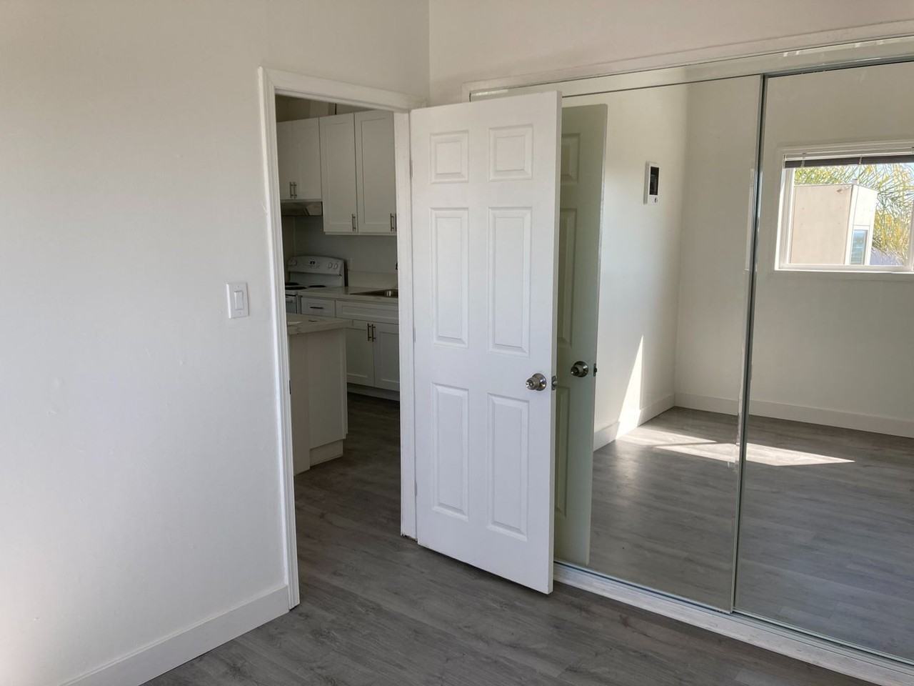 39 Sunset Ave #402 - Photo 4 of 10