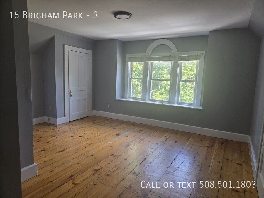 15 Brigham Park #3 - Photo 4 of 11