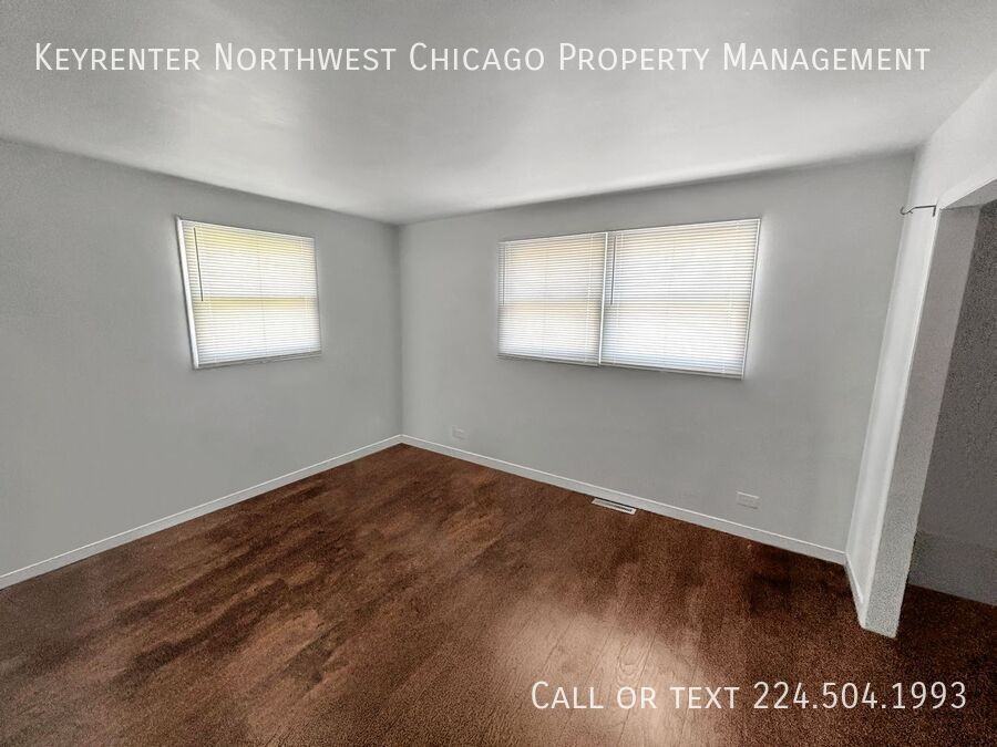 912 Oakwood Dr - Photo 4 of 14