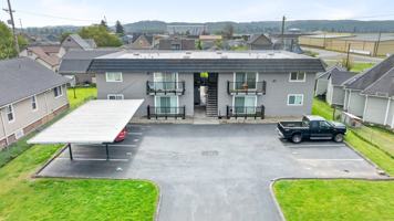 featured image of 1111 W Market St