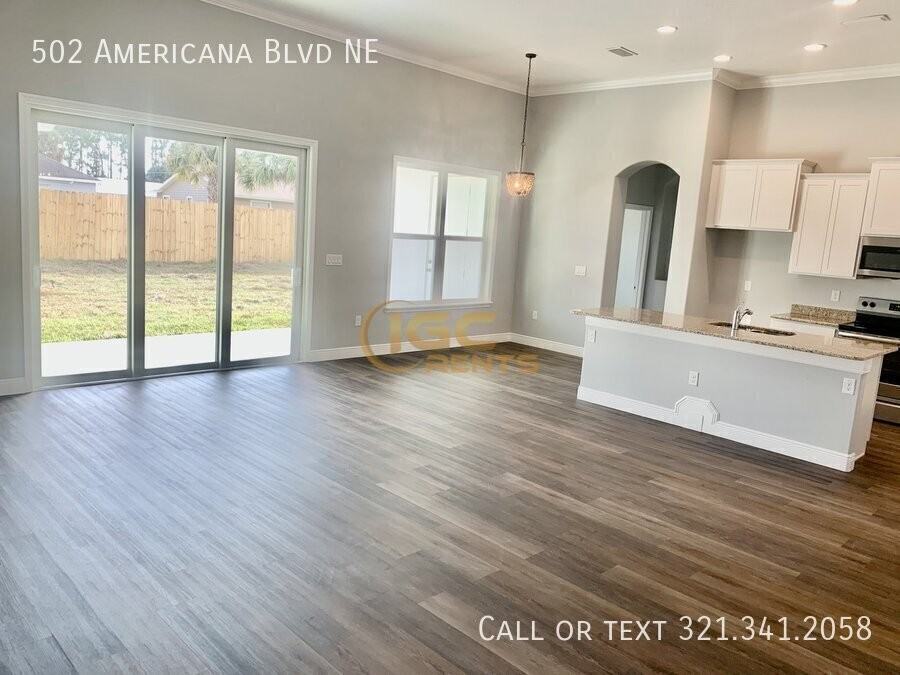 502 Americana Blvd Ne - Photo 7 of 20
