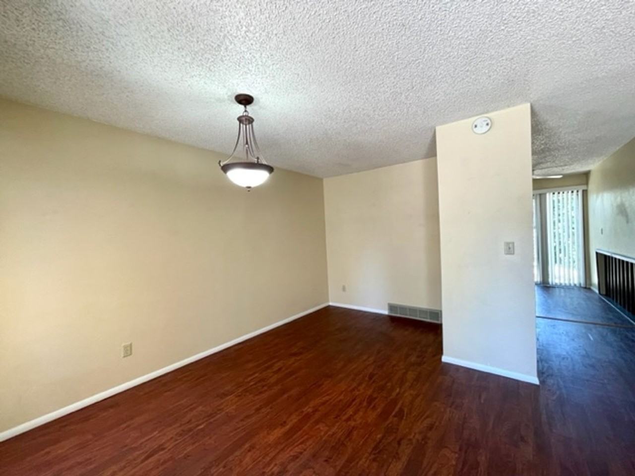 9537 E Chenango Ave - Photo 7 of 33