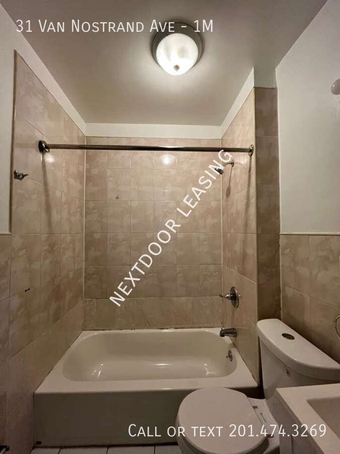 31 Van Nostrand Ave #1M - Photo 2 of 9