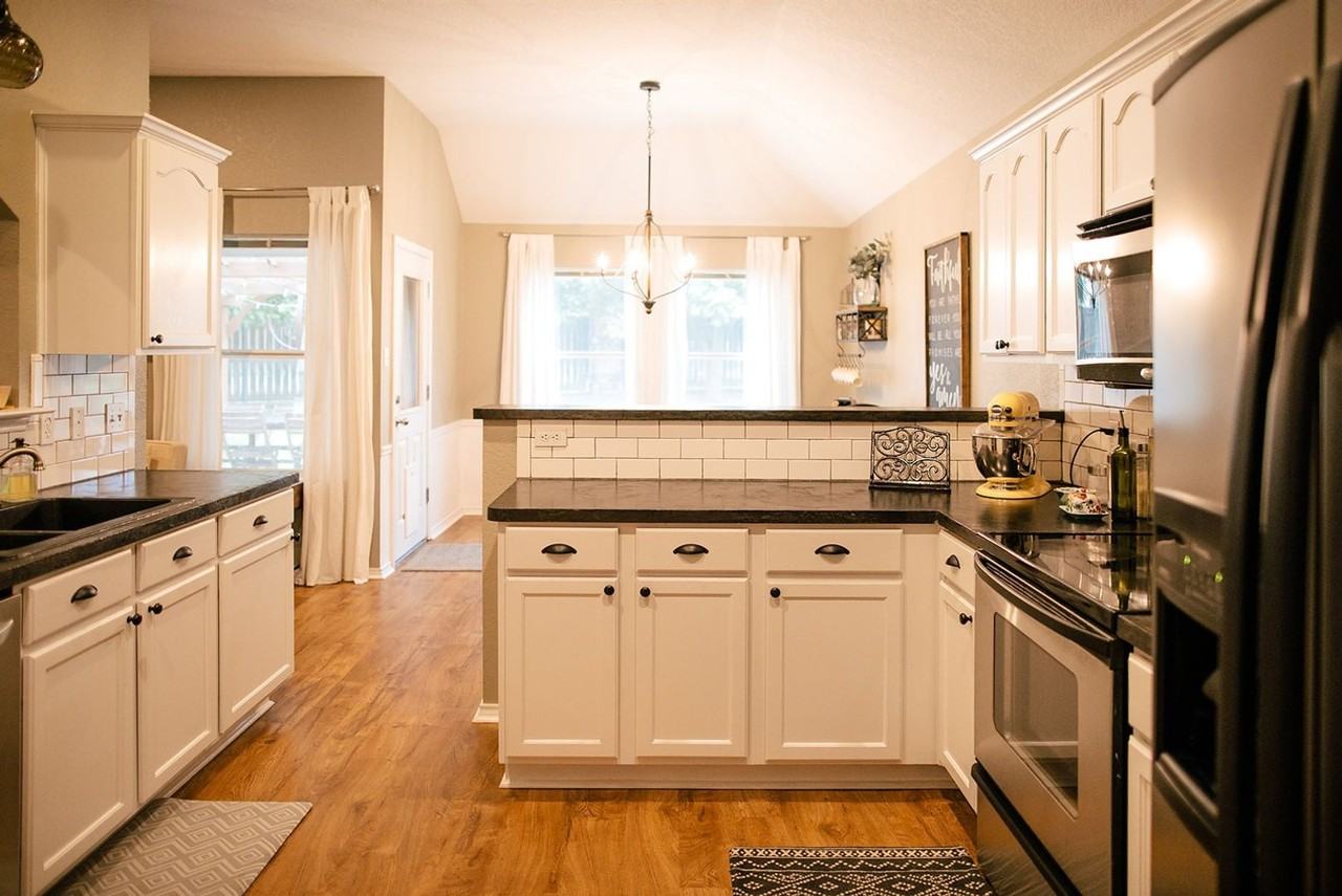 8520 Westway Cv - Photo 6 of 18