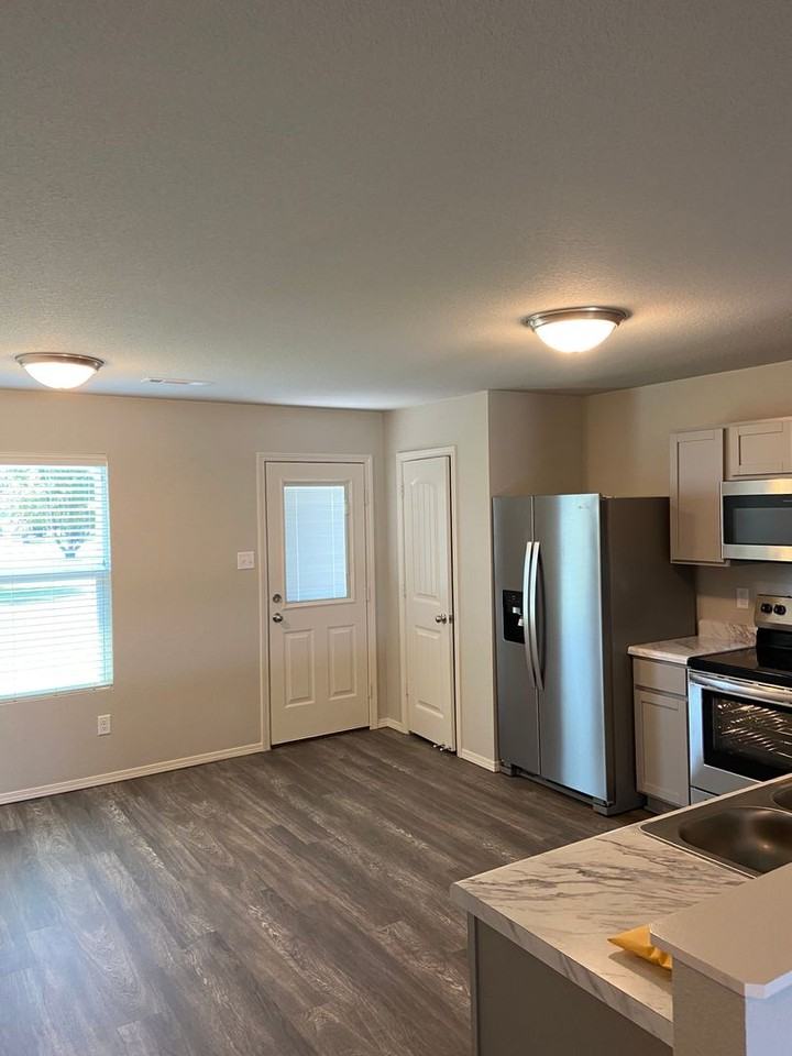 1745 Raden St - Photo 7 of 20