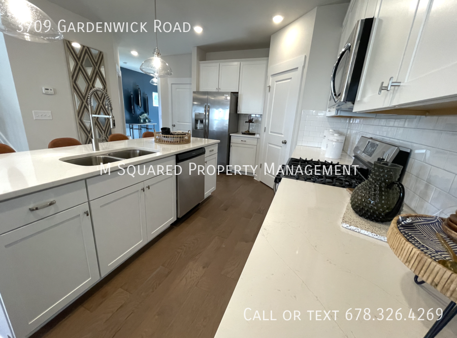 3709 Gardenwick Rd - Photo 6 of 26